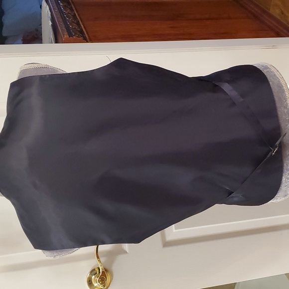 Navy Button-Up Vest - Picture 2 of 10